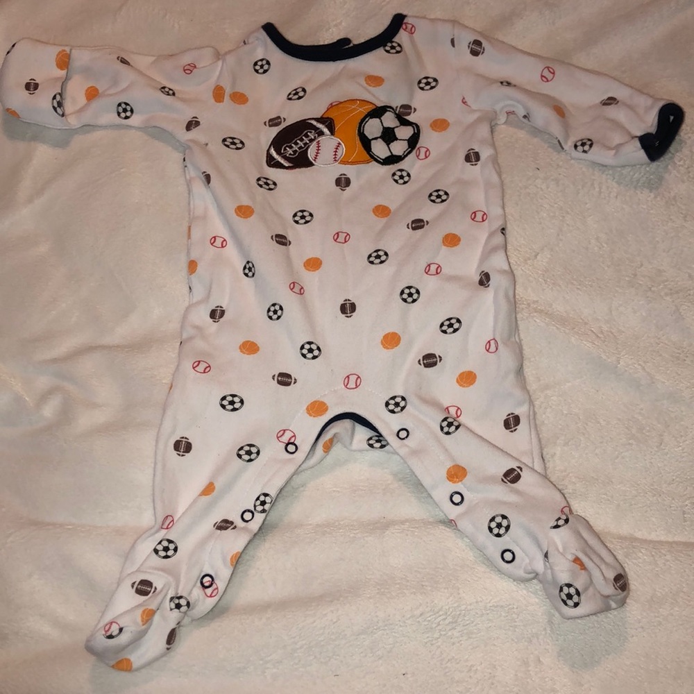 Cute sports onesie!!